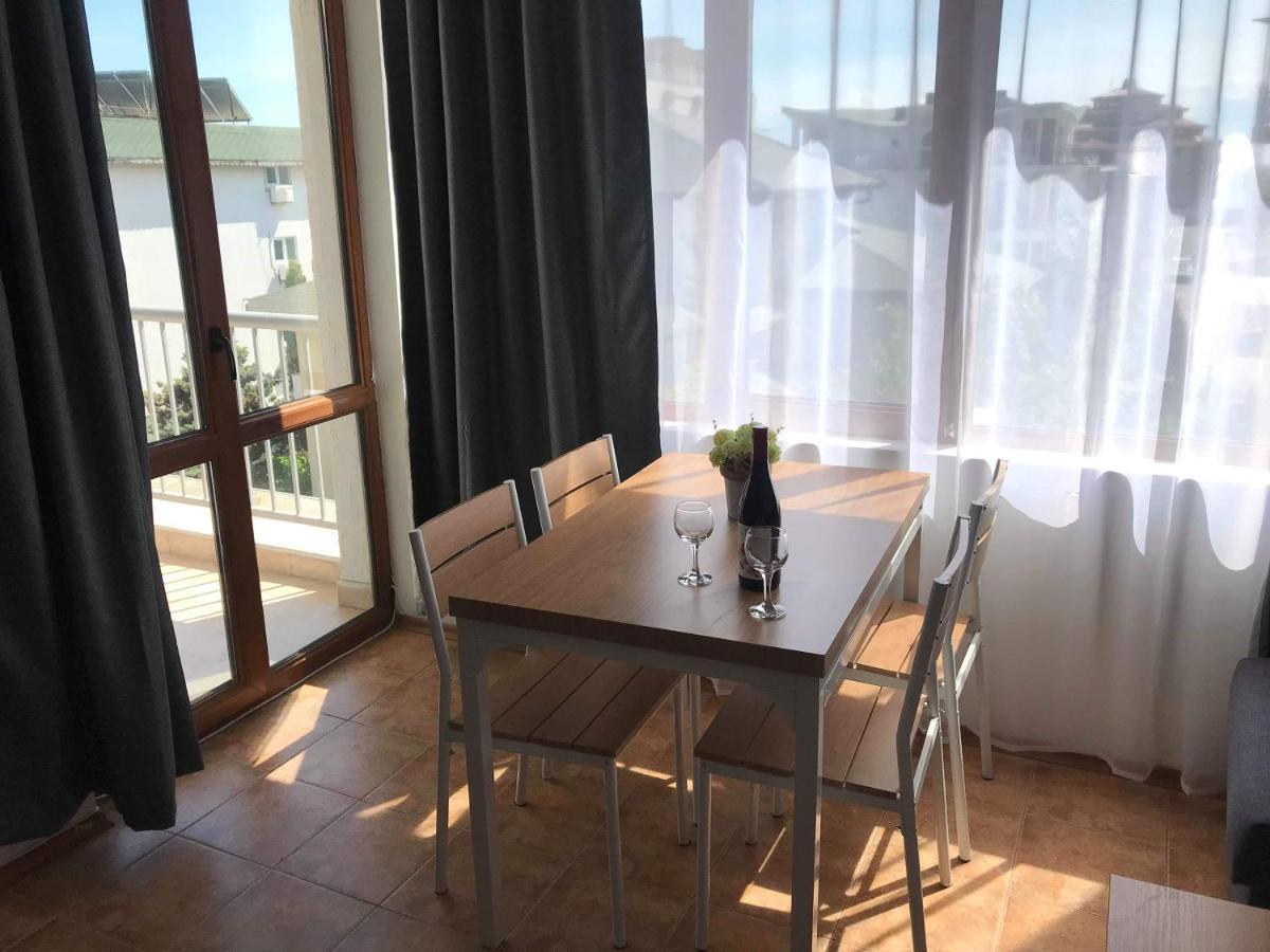 라브다 Vista Del Mar Ap 22 아파트 외부 사진